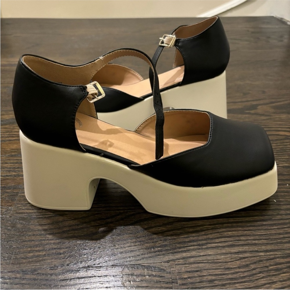 Black and Cream Platform Mary Jane Heels NWOT